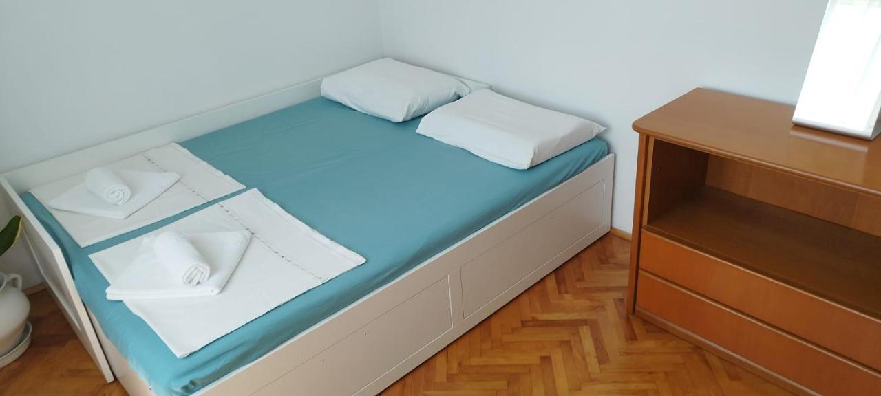7 Flower Street Apartment Sempeter pri Gorici Bagian luar foto